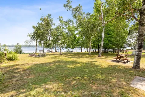 126 Pinewood Boulevard Kawartha Lakes ON K0M 2T0