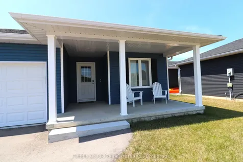 9 Sweet Water Drive N Ashfield-colborne-wawanosh ON N7A 0C1