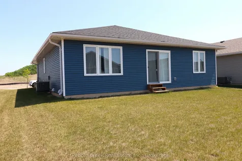 9 Sweet Water Drive N Ashfield-colborne-wawanosh ON N7A 0C1