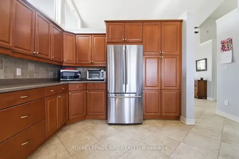 4001 Weinbrenner Road Niagara Falls ON L2G 7X9