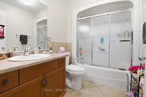 4001 Weinbrenner Road Niagara Falls ON L2G 7X9