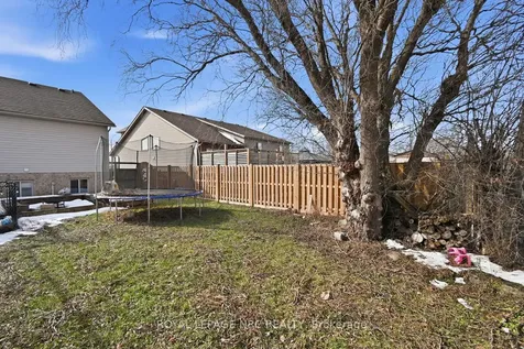 4001 Weinbrenner Road Niagara Falls ON L2G 7X9
