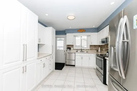 6251 Sherri Avenue Niagara Falls ON L2H 2W7