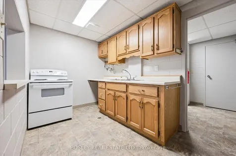 67 Breckenridge Drive Kitchener ON N2B 3R8