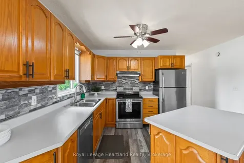 9462 Ayton Road Minto ON N0G 1Z0