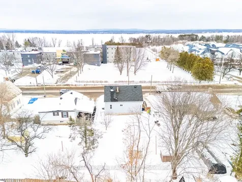 1120 Pembroke Street W Pembroke ON K8A 5R5
