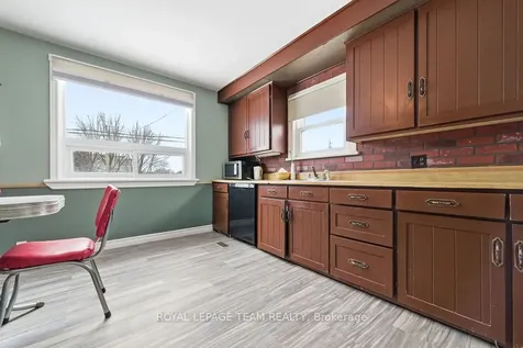 1120 Pembroke Street W Pembroke ON K8A 5R5