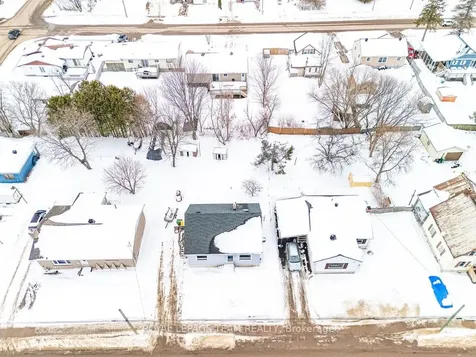 1120 Pembroke Street W Pembroke ON K8A 5R5