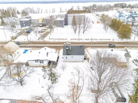1120 Pembroke Street W Pembroke ON K8A 5R5
