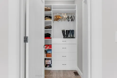 5 Heron Pointe Road Port Colborne ON L3K 6A9