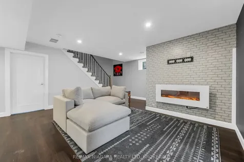 5 Heron Pointe Road Port Colborne ON L3K 6A9
