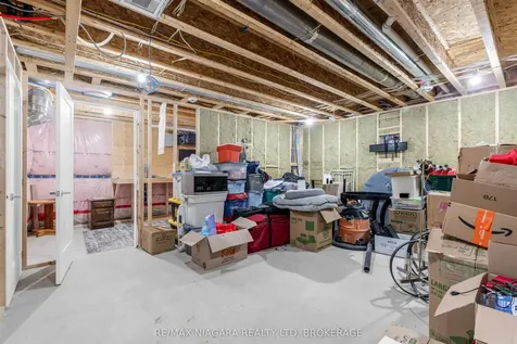 5 Heron Pointe Road Port Colborne ON L3K 6A9