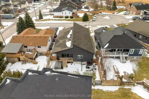 5 Heron Pointe Road Port Colborne ON L3K 6A9