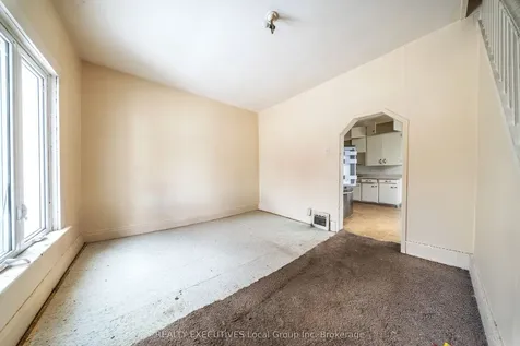 997 Hammond Street North Bay ON P1B 2H6