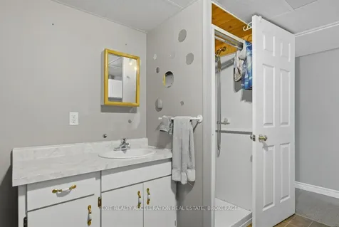 93 Henry Street Greater Napanee ON K7R 3A6