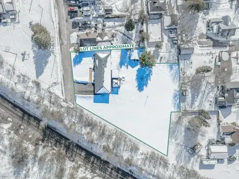 93 Henry Street Greater Napanee ON K7R 3A6