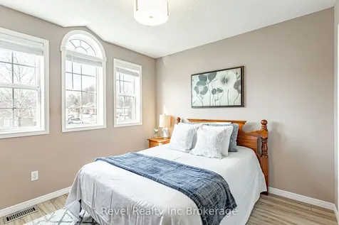 557 Sales Drive Woodstock ON N4S 9A1