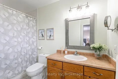 557 Sales Drive Woodstock ON N4S 9A1
