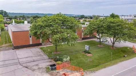 242 Arvin Avenue Hamilton ON L8E 2L8