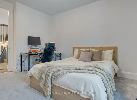 6290 Lucia Drive Niagara Falls ON L2J 0G1