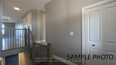 38 Parkland Circle Quinte West ON K8V 0R4