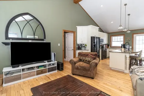 1039 Falkenburg Road Bracebridge ON P1L 1X4