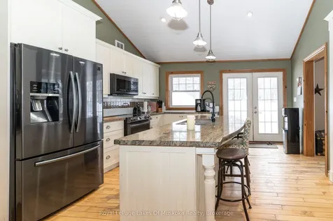 1039 Falkenburg Road Bracebridge ON P1L 1X4