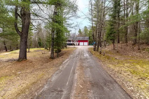 1039 Falkenburg Road Bracebridge ON P1L 1X4