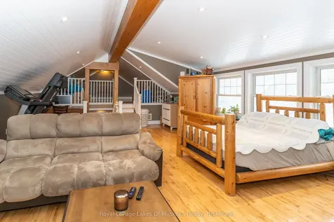 1039 Falkenburg Road Bracebridge ON P1L 1X4