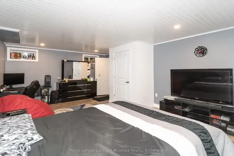 1039 Falkenburg Road Bracebridge ON P1L 1X4