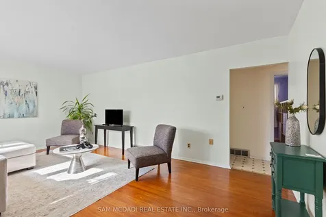 19 Secord Drive Hamilton ON L8K 3W6