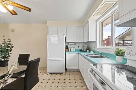 19 Secord Drive Hamilton ON L8K 3W6