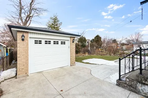 19 Secord Drive Hamilton ON L8K 3W6