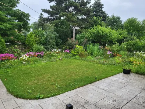 19 Secord Drive Hamilton ON L8K 3W6