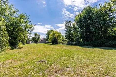 2712 Upper James Street Hamilton ON L0R 1W0