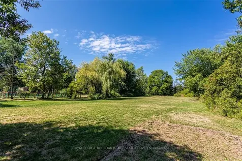 2712 Upper James Street Hamilton ON L0R 1W0