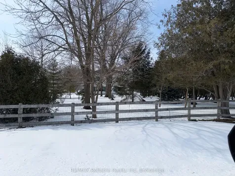 76651 London Road Bluewater ON N0M 1L0