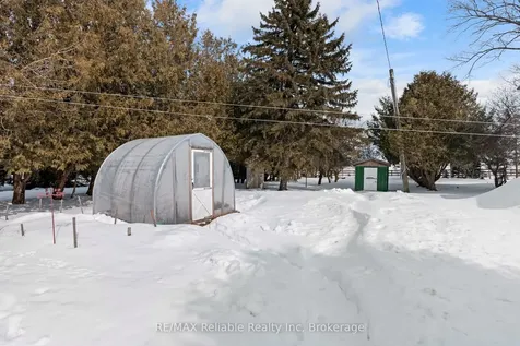 76651 London Road Bluewater ON N0M 1L0