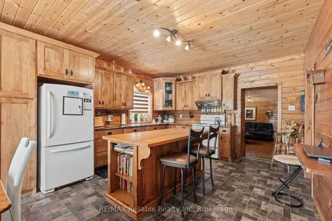 76651 London Road Bluewater ON N0M 1L0