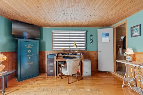 76651 London Road Bluewater ON N0M 1L0