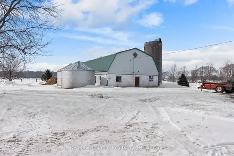 76651 London Road Bluewater ON N0M 1L0