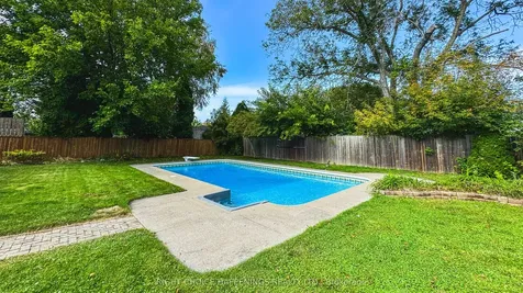 23 Heywood Avenue St. Catharines ON L2M 2M7