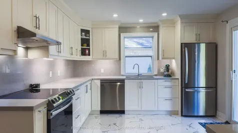 23 Heywood Avenue St. Catharines ON L2M 2M7