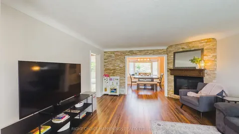 23 Heywood Avenue St. Catharines ON L2M 2M7