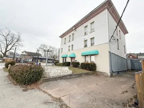 611 Niagara Boulevard Fort Erie ON L2A 3H6