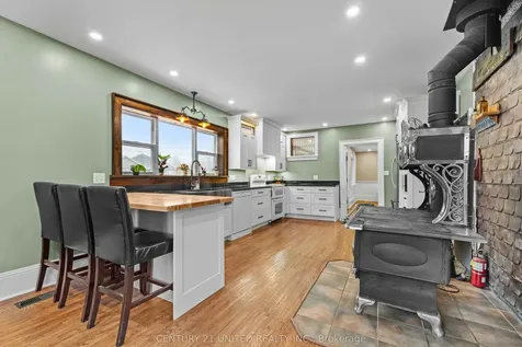 2 Mclean Avenue Havelock-belmont-methuen ON K0L 1Z0