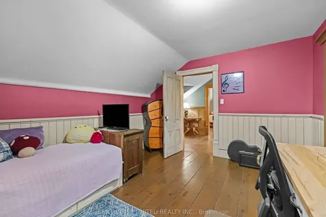 2 Mclean Avenue Havelock-belmont-methuen ON K0L 1Z0