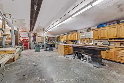 2 Mclean Avenue Havelock-belmont-methuen ON K0L 1Z0