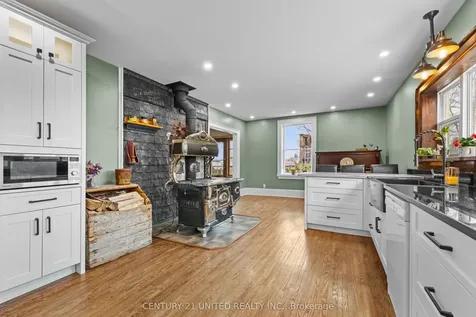 2 Mclean Avenue Havelock-belmont-methuen ON K0L 1Z0