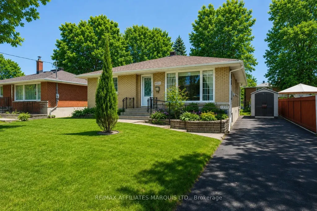 1220 Caswell Crescent Cornwall ON K6J 4V6
